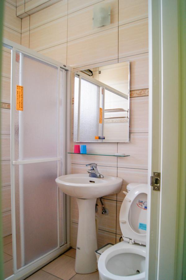 Happy Tree Hostel Jinning Quarto foto